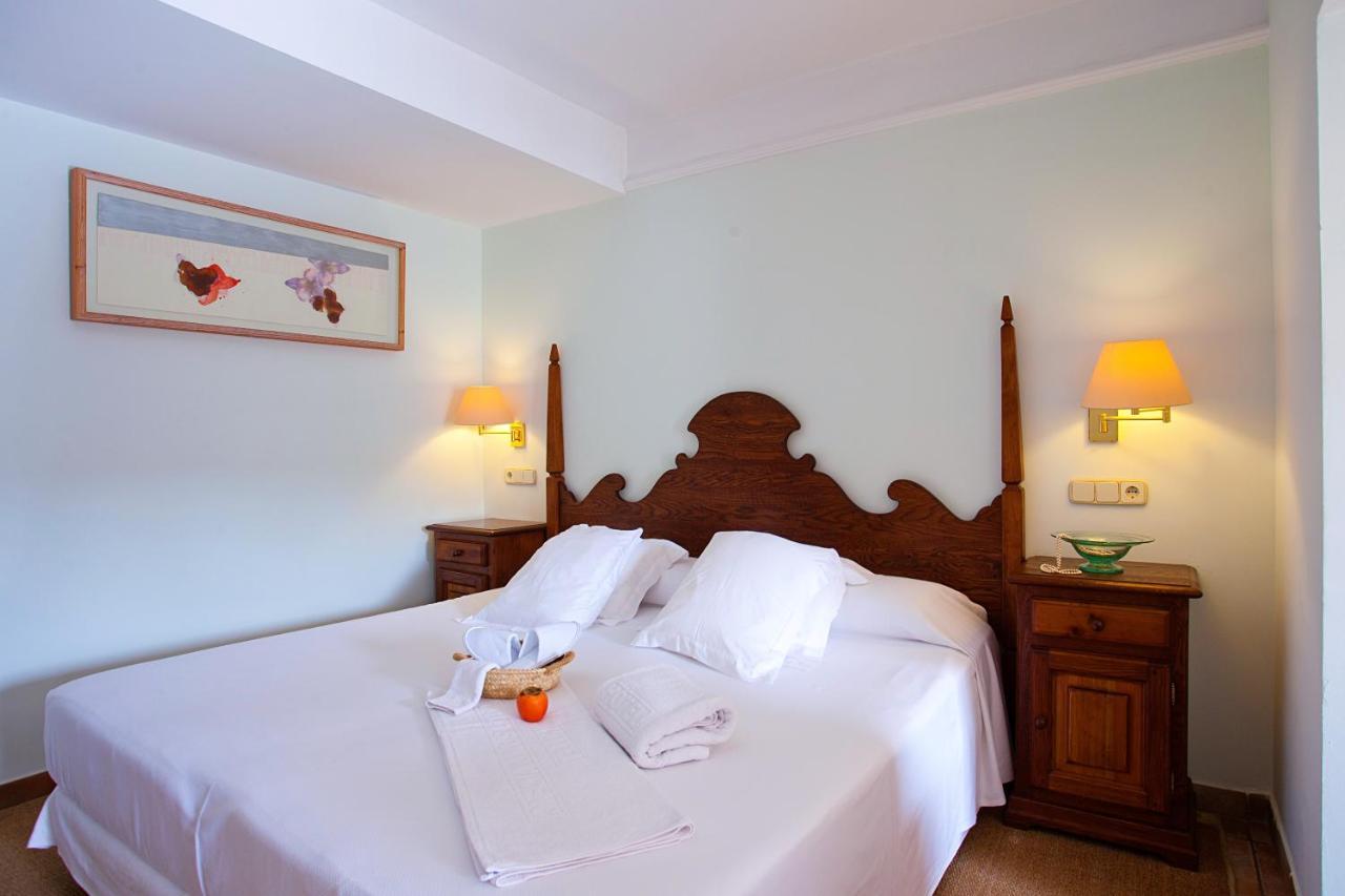 Hotel Cala Sant Vicenc - Adults Only Cala de Sant Vicenc Dış mekan fotoğraf