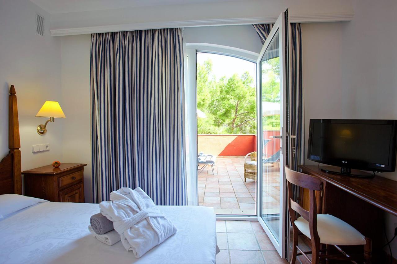 Hotel Cala Sant Vicenc - Adults Only Cala de Sant Vicenc Dış mekan fotoğraf