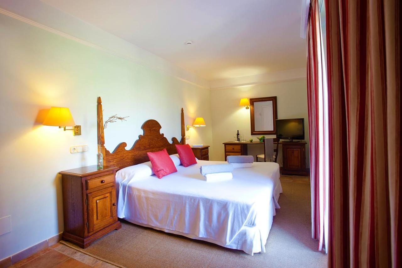 Hotel Cala Sant Vicenc - Adults Only Cala de Sant Vicenc Dış mekan fotoğraf